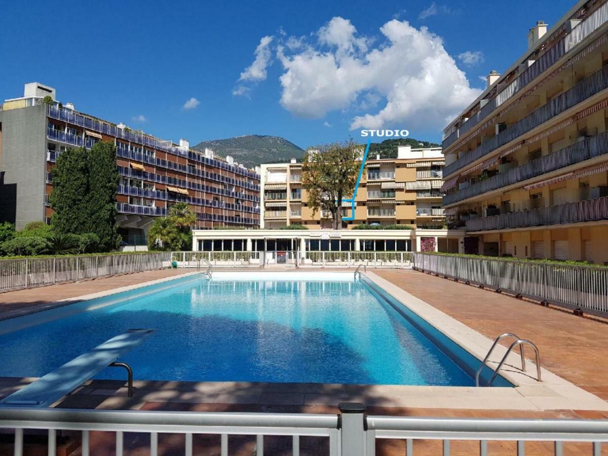 Les Caroubiers Roquebrune-Cap-Martin Exterior foto