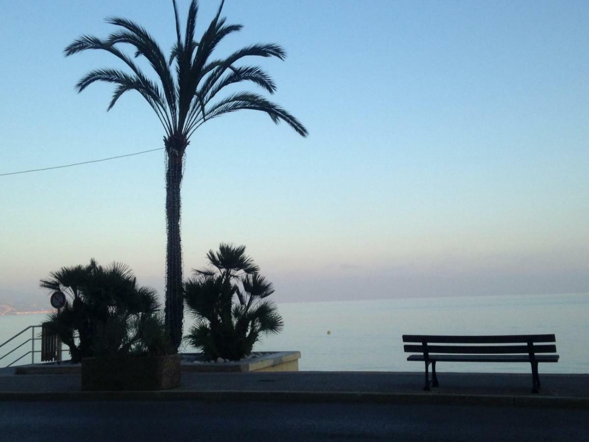 Les Caroubiers Roquebrune-Cap-Martin Exterior foto