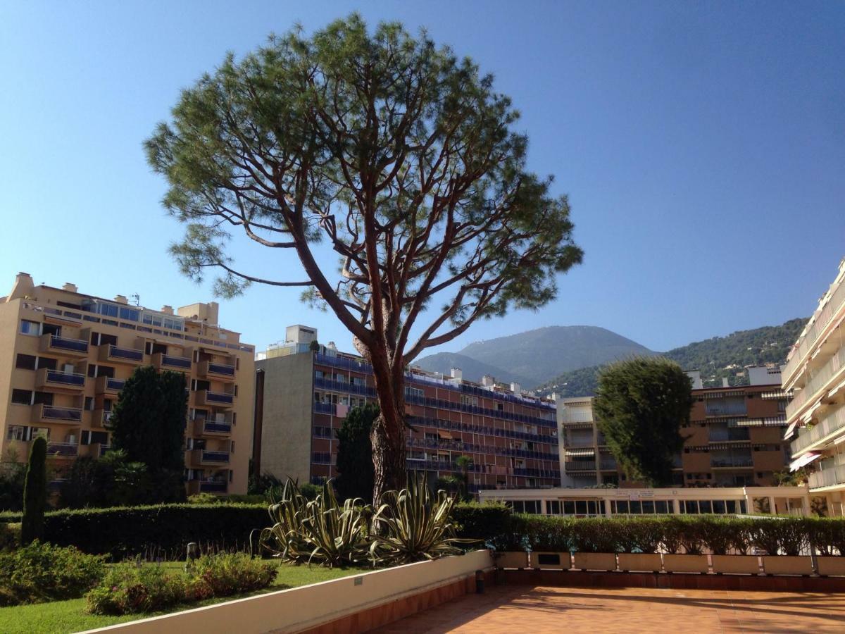 Les Caroubiers Roquebrune-Cap-Martin Exterior foto
